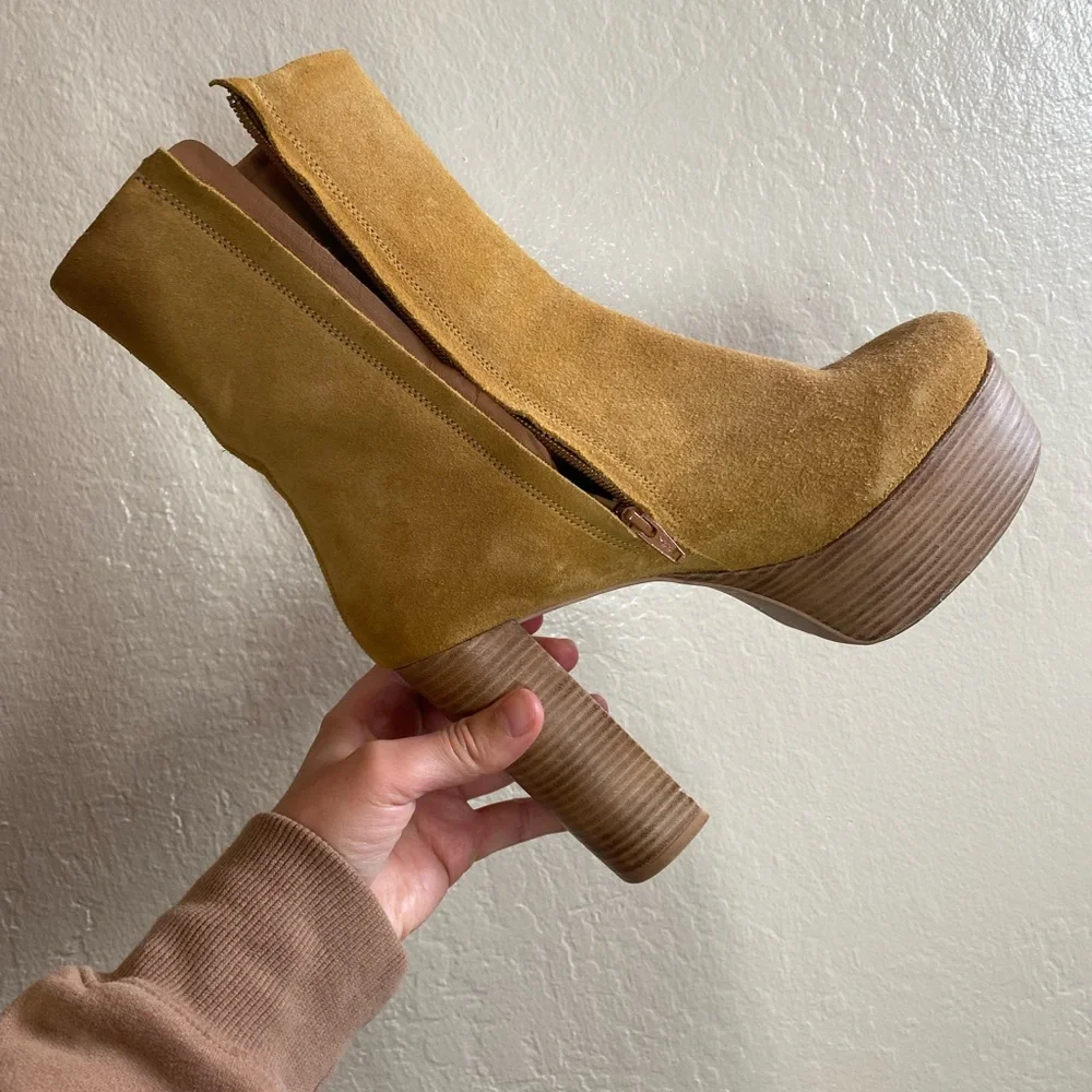 Womens Tan Suede Platform Ankle Boot